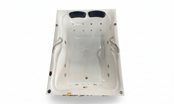 BANHEIRA BOMBINHAS BASICA