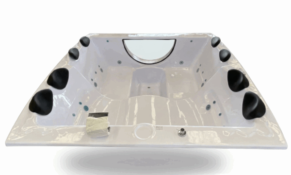 SPA ISLA 8 PESSOAS PLUS COM HIDROMASSAGEM